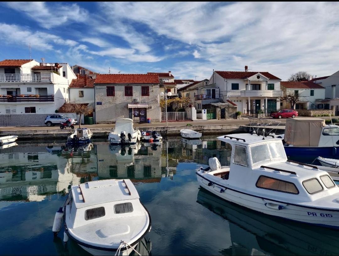 Apartment Milin By The Sea-Zadar-Diklo Extérieur photo