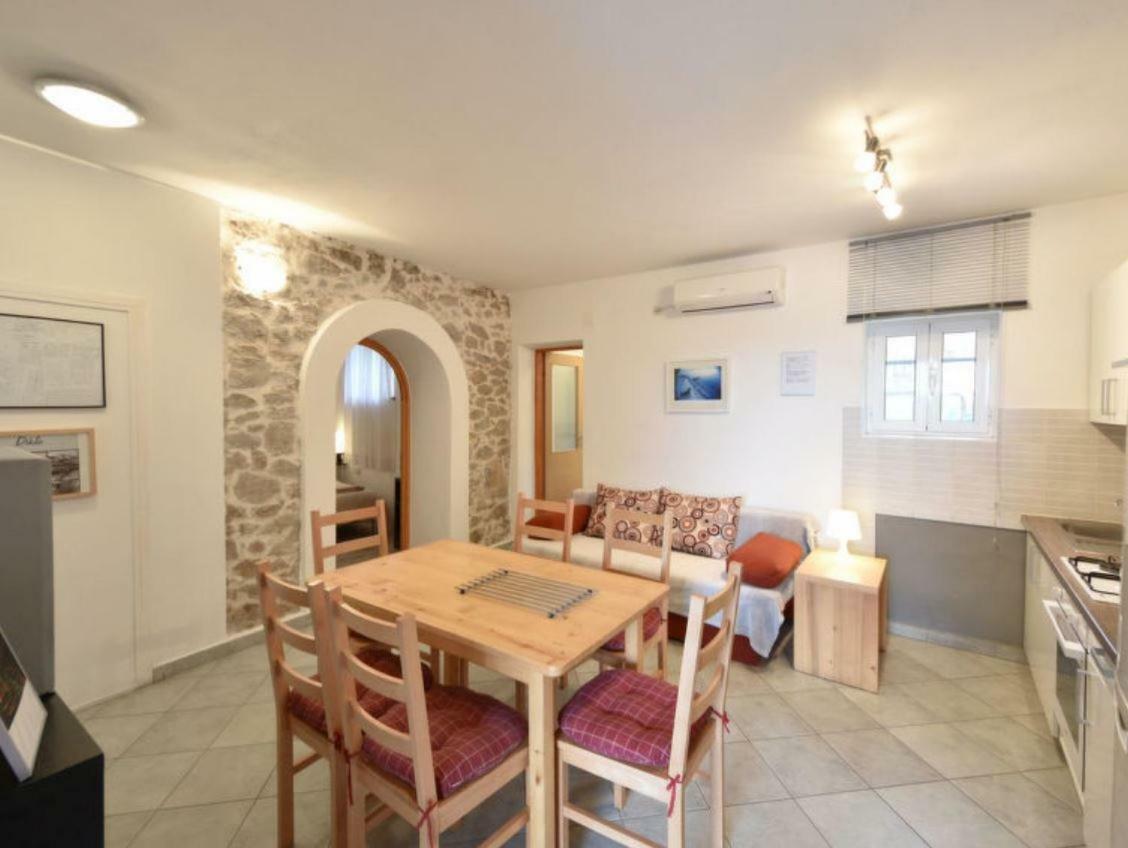 Apartment Milin By The Sea-Zadar-Diklo Extérieur photo
